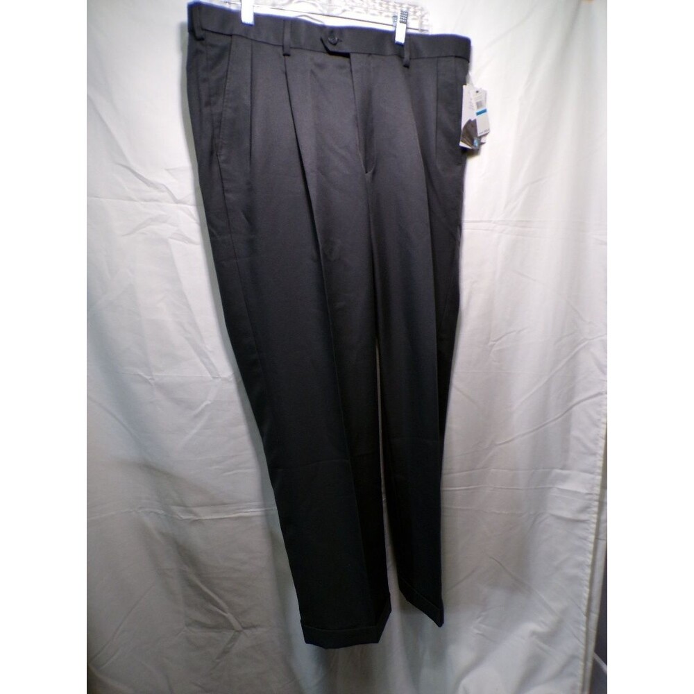 Geoffrey Beene Men's Pleated Dress Pants 36W x 30L Gray Cuffed GB561002